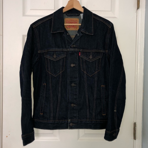 Levi’s Dark Washed Denim Trucker Jacket - SMALL.